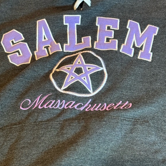Salem MA Hockey Lace-Up Hoodie Sweatshirt Pentagram Collegiate Graphic Black S - Picture 6 of 13